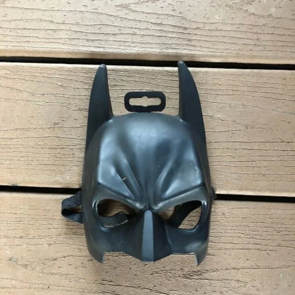 NEW BATMAN HALF MASK BLACK HALLOWEEN CHILD SIZED